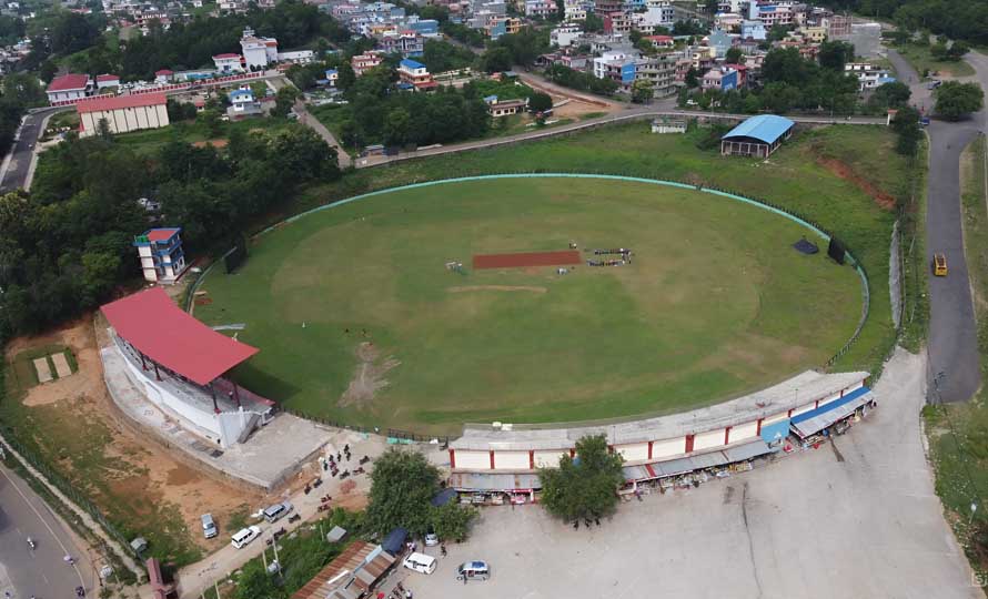 प्रधानमन्त्री कप क्रिकेटका लागि देउखुरी मैदानमा तैयारी सम्पन्न
